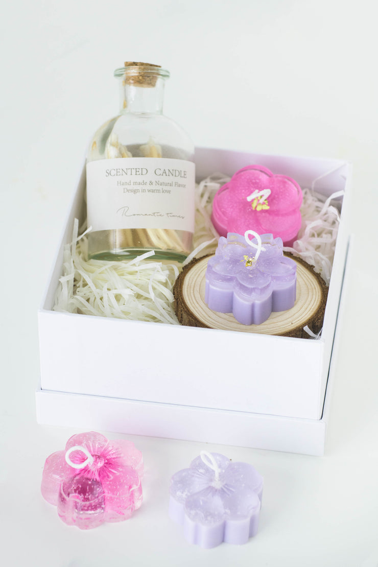Moon Flowers Candle Gift Set
