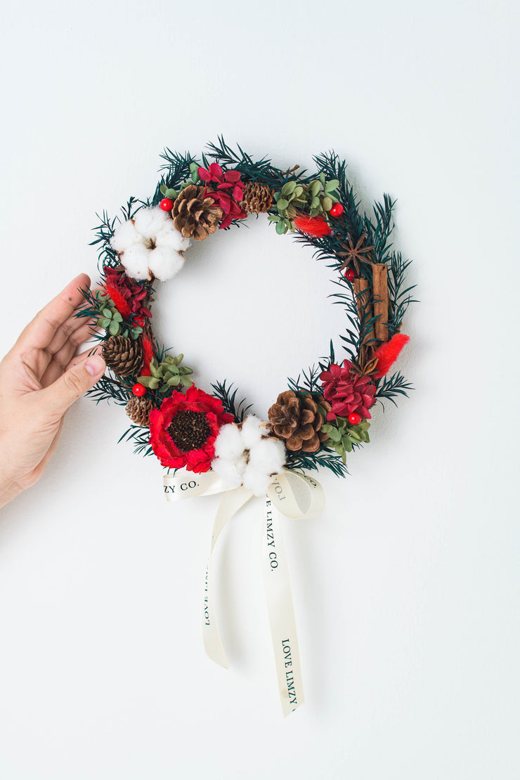 Classic Red Christmas Wreath